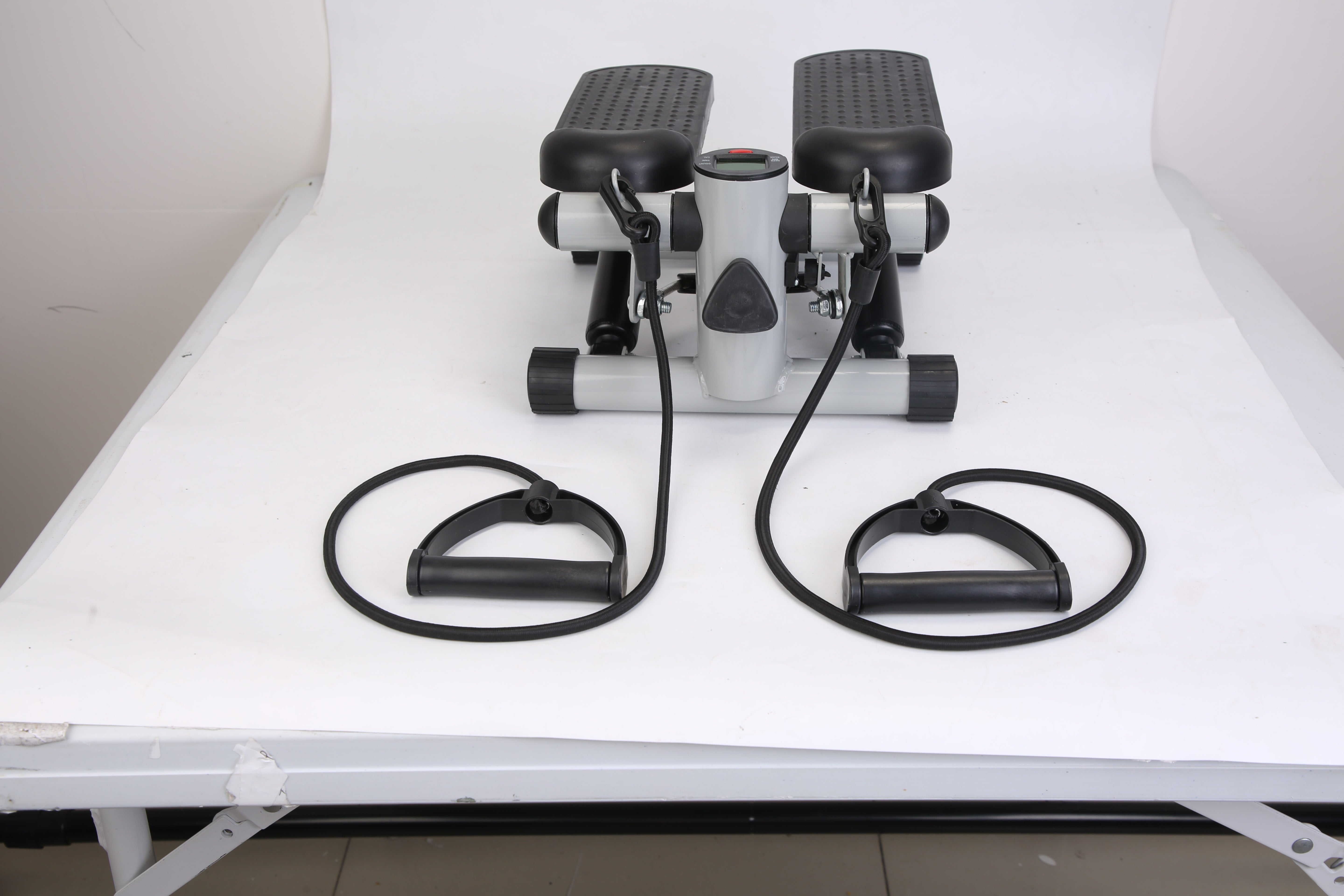 Easy to use compact stepper machine for home cardio training.